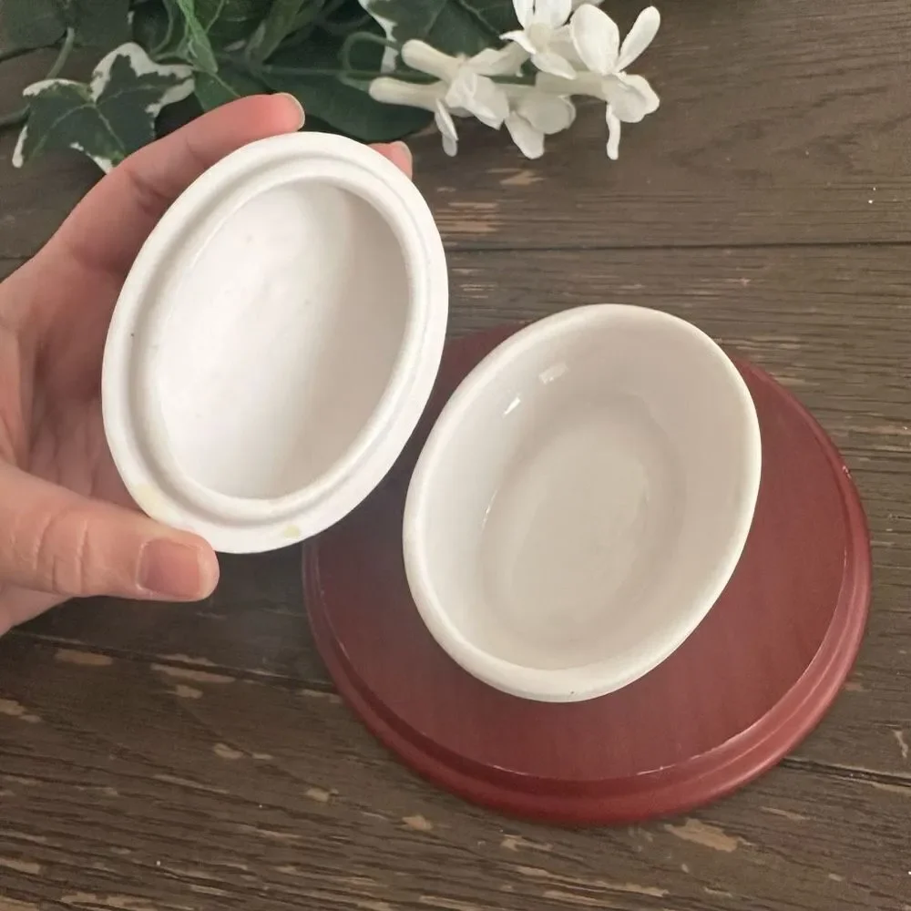 Ardalt Japan Floral Trinket Oval‎ Shaped Box Vintage
